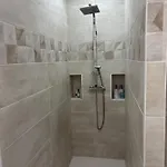 , Piscine , Jacuzzi 10 Min De La